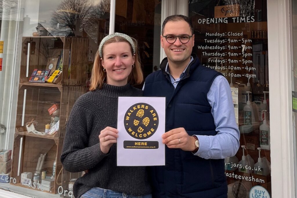 Evesham Welcomes Walkers, Eat and Drink: Empty Jars